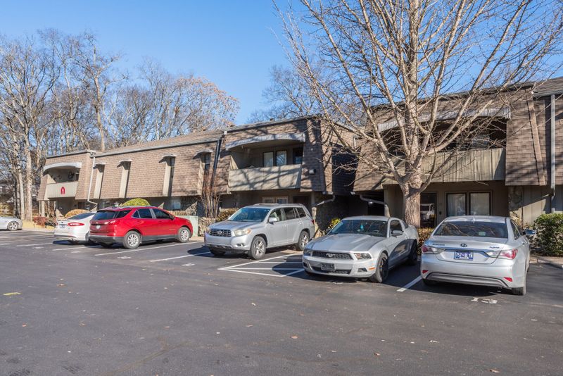 2929 Selena Dr #A-9, Nashville, TN 37211