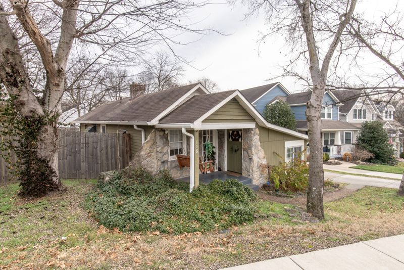 118 37th Ave N, Nashville, TN 37209