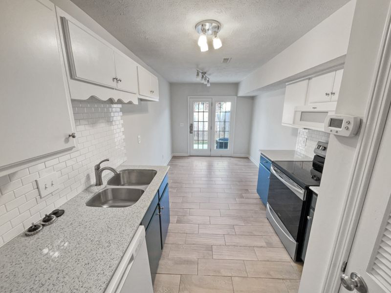 1531 Middleborough Ct, Murfreesboro, TN 37130