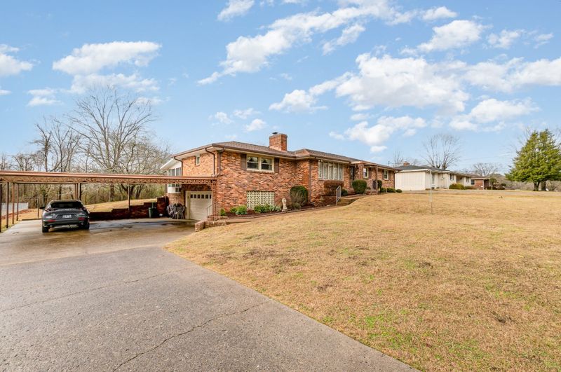 310 Hurst Dr, Old Hickory, TN 37138