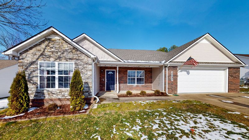 2037 Golden Ct, Spring Hill, TN 37174