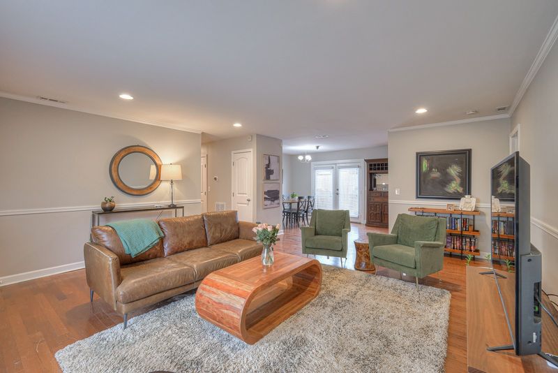261 Binkley Dr, Nashville, TN 37211