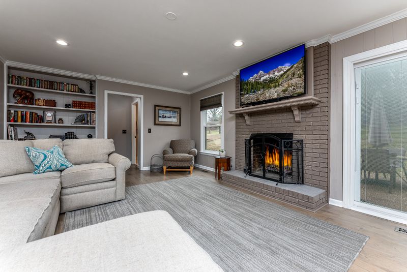 1009 Vista Cir, Franklin, TN 37067