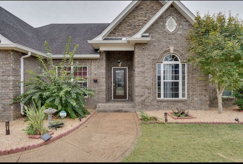 1019 Cascade Falls Dr, Murfreesboro, TN 37129