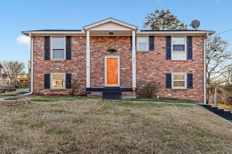 241 Welch Rd, Nashville, TN 37211