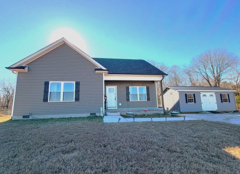 1152 Oak Grove Rd, Dickson, TN 37055
