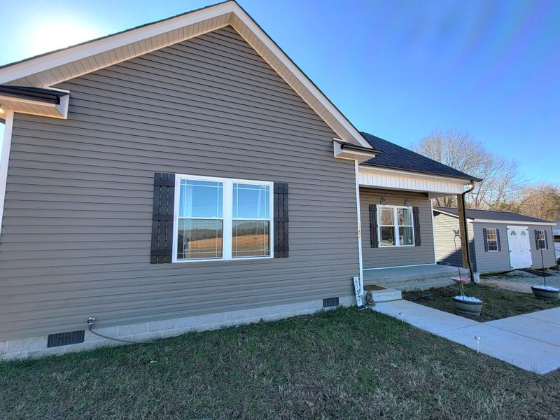 1152 Oak Grove Rd, Dickson, TN 37055