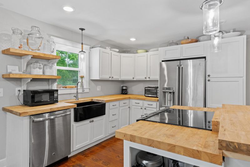 288 Oak Ave, Trenton, GA 30752