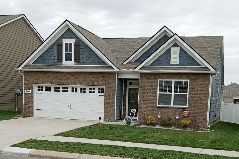604 Pine Bloom Rd, Lebanon, TN 37087
