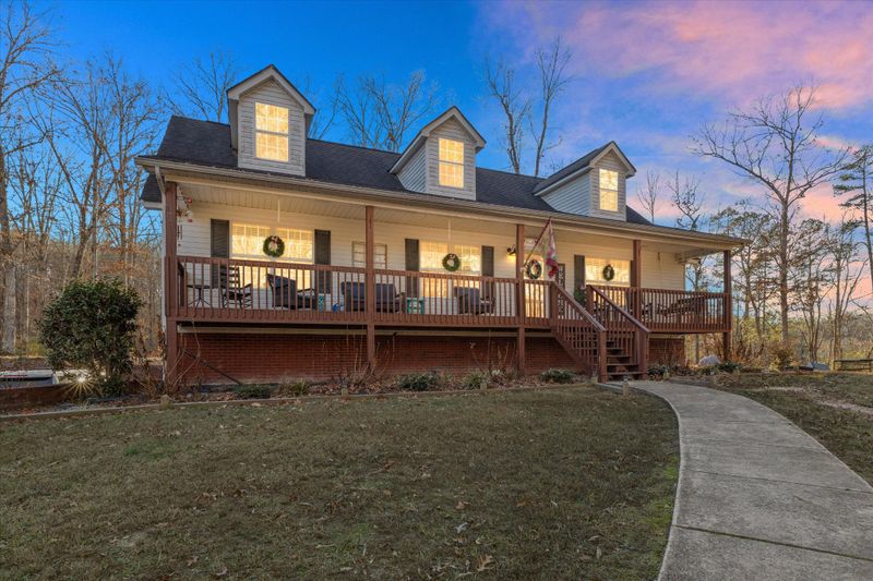 442 E Long Hollow Rd, Rock Spring, GA 30739