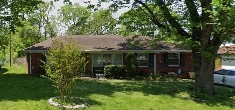 1024 Meadowview Dr, Gallatin, TN 37066