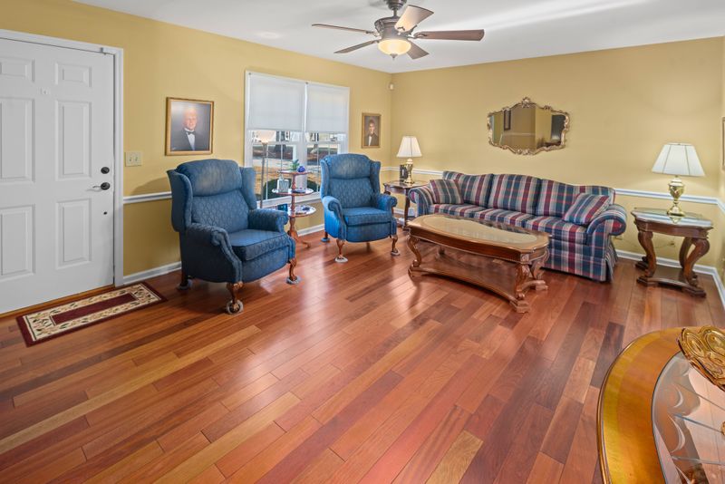 223 Lynnford Dr, Murfreesboro, TN 37128