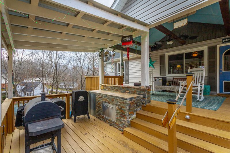 433 Middle View Dr, Ringgold, GA 30736