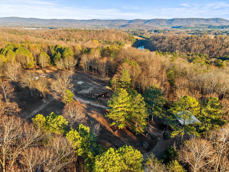 960 Orchard Hill Rd, Summerville, GA 30747