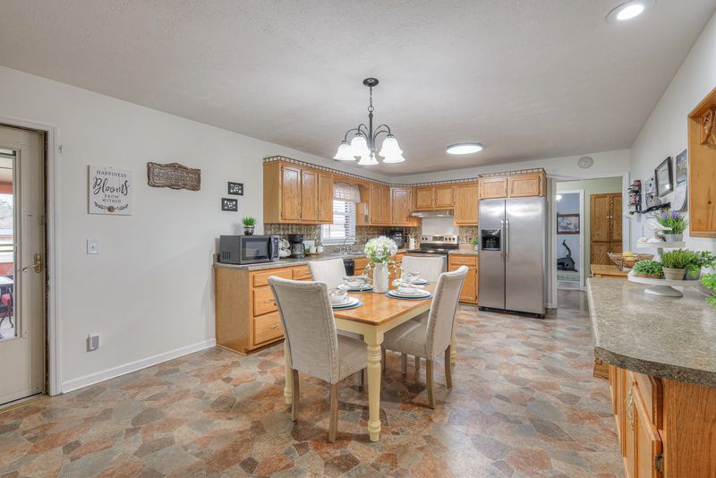 3519 Big Springs Rd, Lebanon, TN 37090
