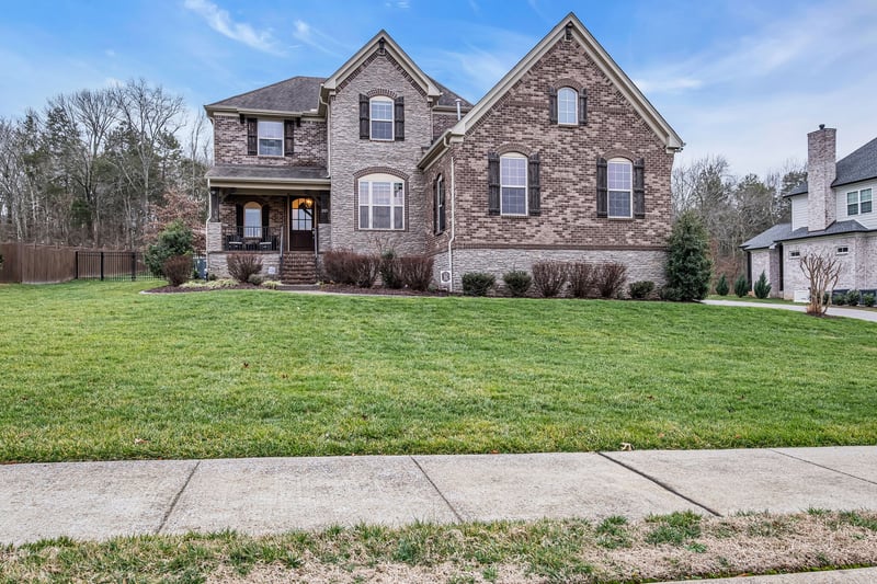 205 W Chandler Ct, Mount Juliet, TN 37122