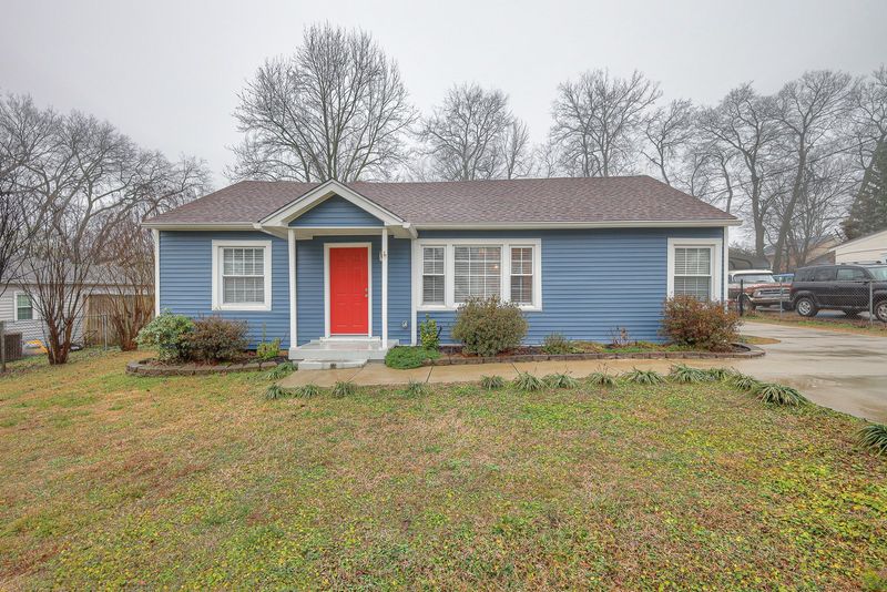2820 Surrey Rd, Nashville, TN 37214