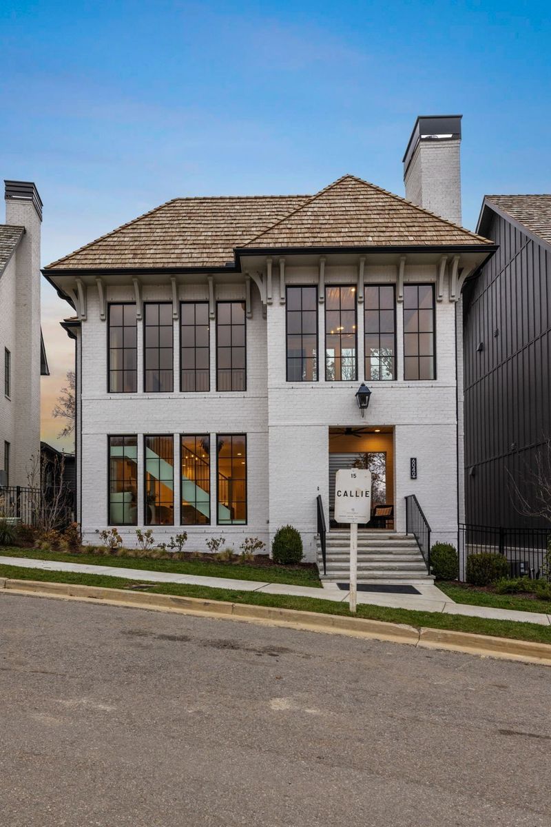 6040 Opus St, Brentwood, TN 37027