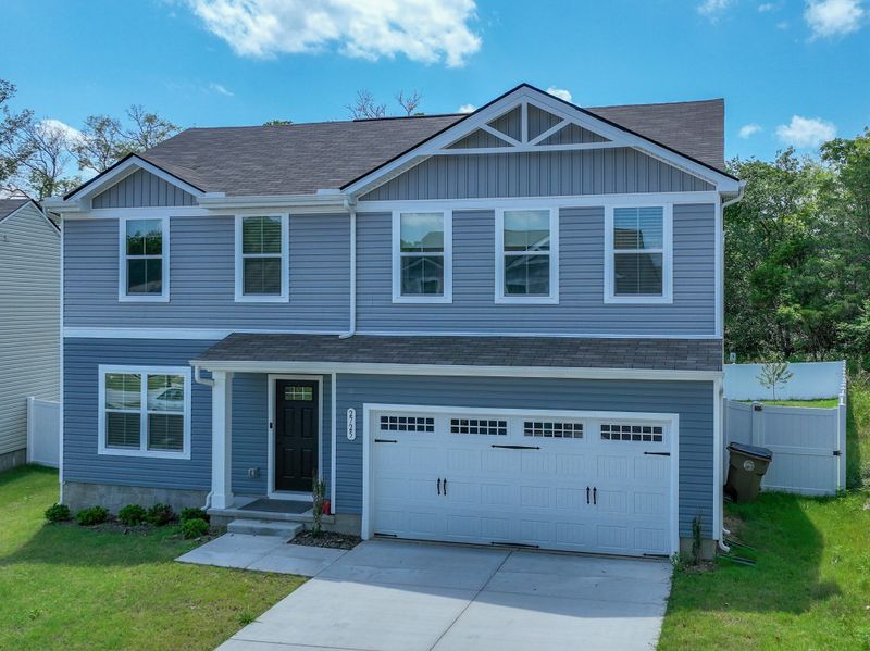 2725 Huntmere Ln, Nashville, TN 37207
