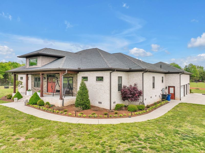 7523 Midland Rd, Christiana, TN 37037