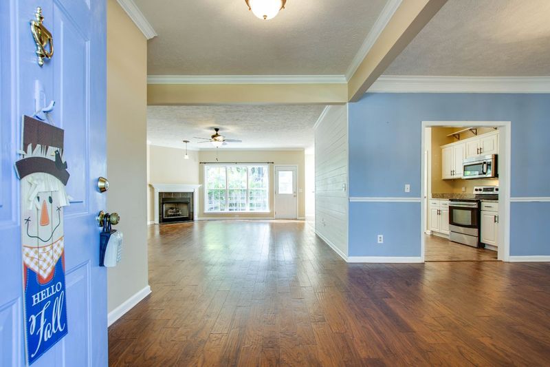 1918 Kensington Dr, Murfreesboro, TN 37127