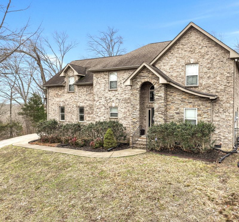 568 Wilson Dr, Mount Juliet, TN 37122