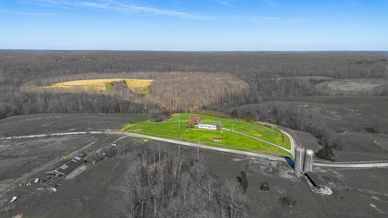 6376 Beard Rd, Primm Springs, TN 38476