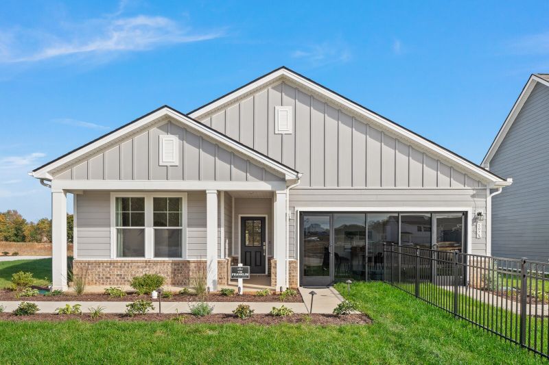 5166 Cothron Dr, White House, TN 37188
