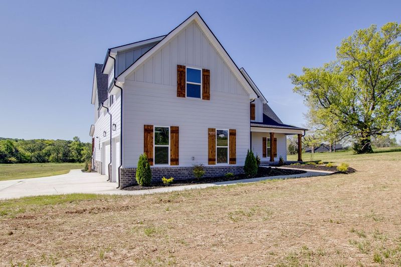 9848 Lascassas Pike, Lascassas, TN 37085