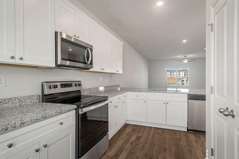 128 Harvest Cir, Dickson, TN 37055