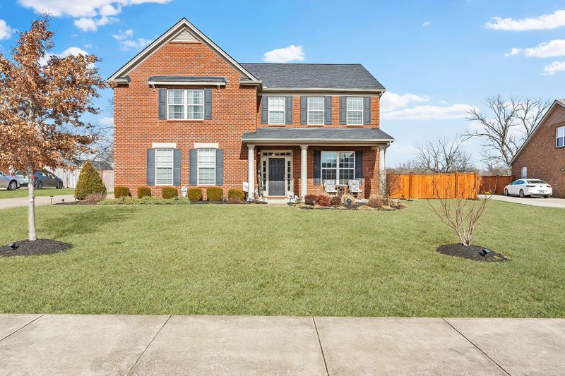 1007 Abberley Cir, Hendersonville, TN 37075