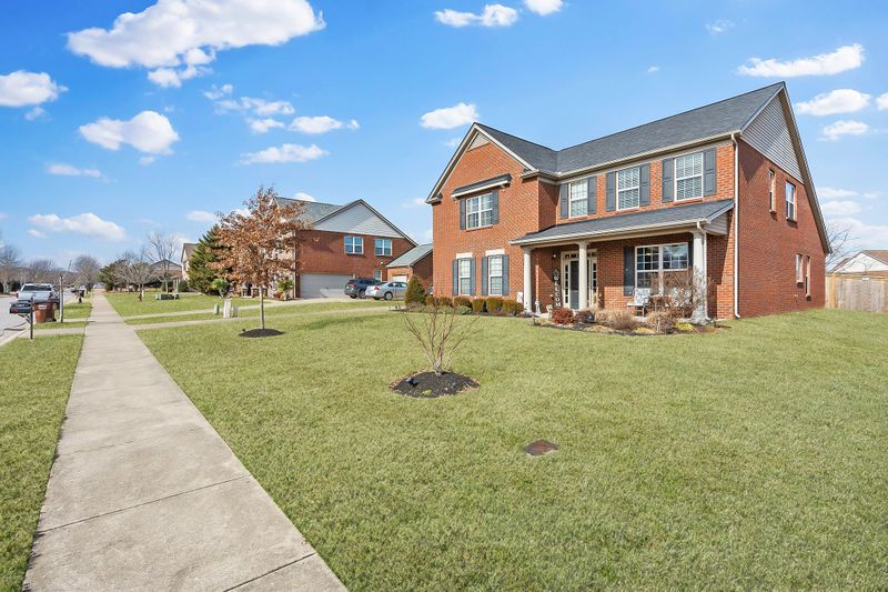 1007 Abberley Cir, Hendersonville, TN 37075