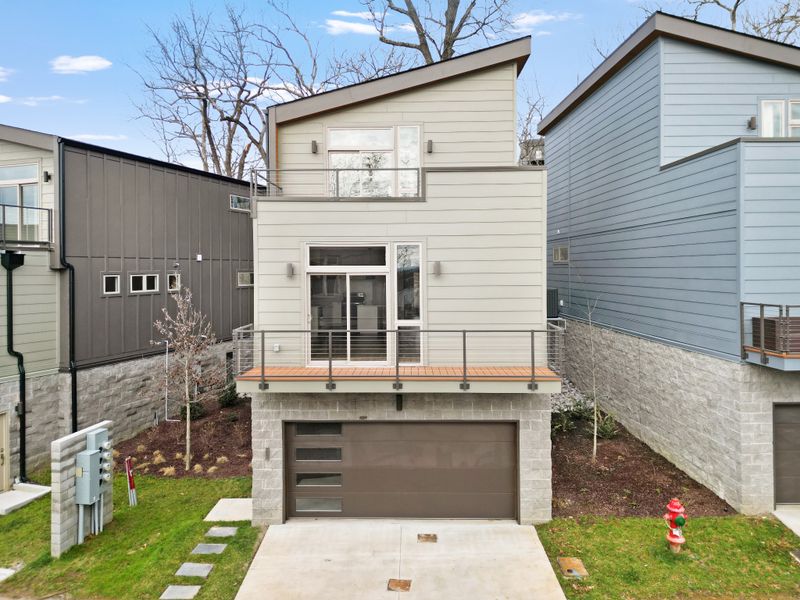 3062 Edwin Cir, Nashville, TN 37207