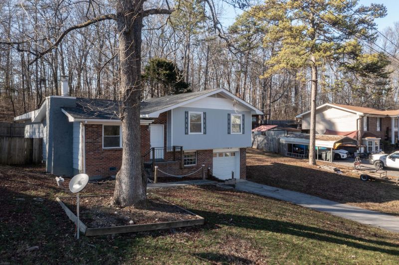 120 Laurelwood Cir, Rossville, GA 30741