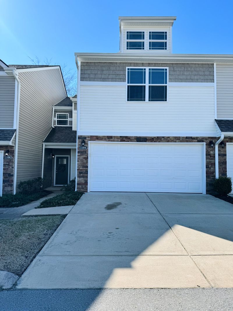 1104 Somerset Springs Dr, Spring Hill, TN 37174