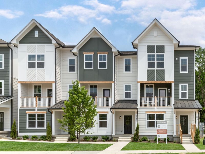 2009 Maple View Ln, Nashville, TN 37207