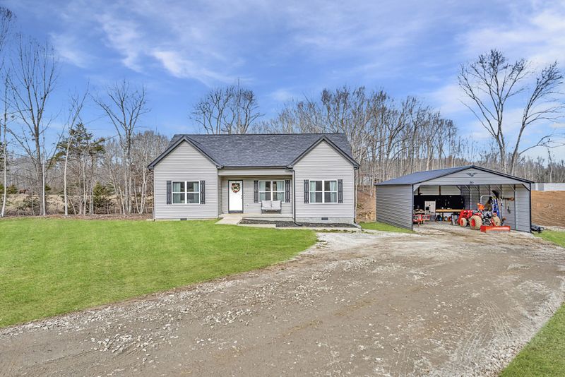 1045 Big Bartons Creek Rd, Dickson, TN 37055