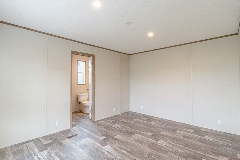 78 Brandon Cir, Chatsworth, GA 30705