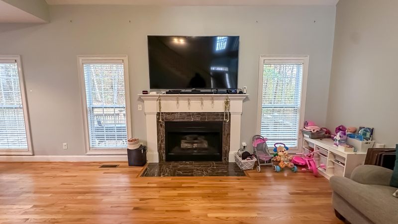 1016 Haven Dr, Dalton, GA 30721