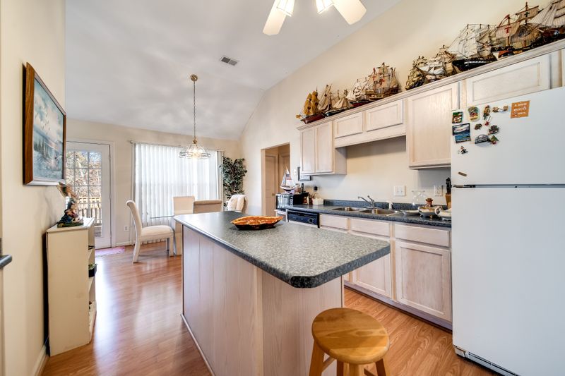 1673 Eagle Trace Dr, Mount Juliet, TN 37122