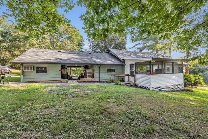 218 Hooper Rd, Ringgold, GA 30736