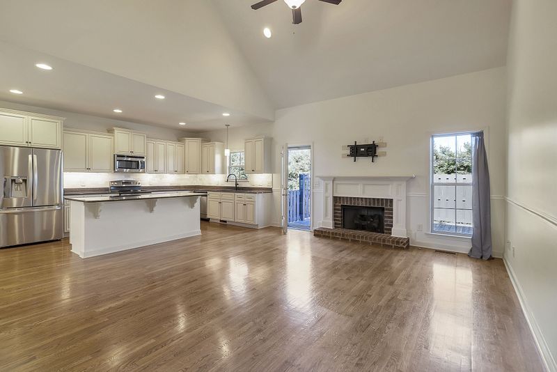 1037 Belcor Dr, Spring Hill, TN 37174