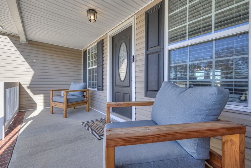 4488 Highway 47 E, White Bluff, TN 37187