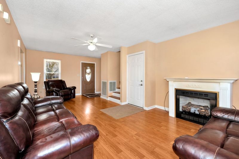 29905 Little Creek Rd, Ardmore, AL 35739
