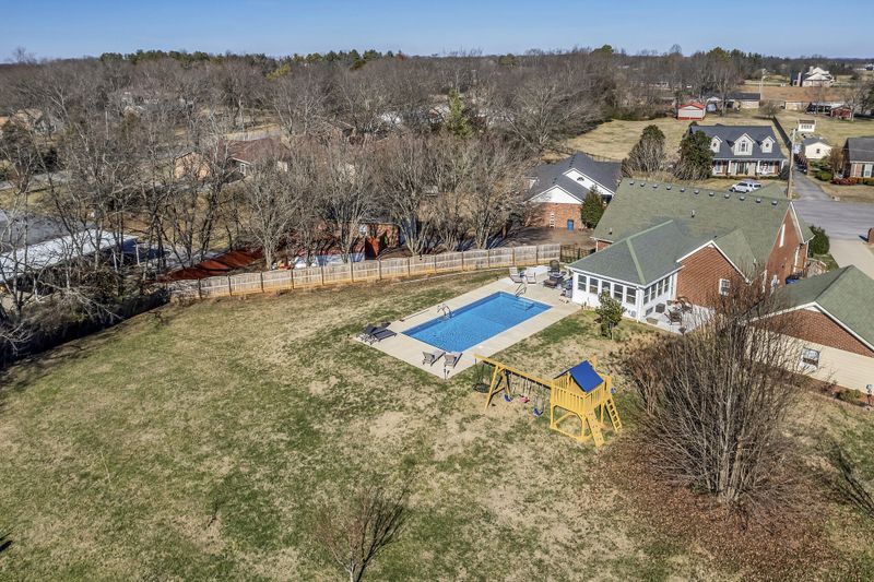 815 Henry Ln, Murfreesboro, TN 37129