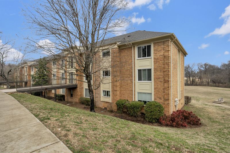 4487 Post Pl #118, Nashville, TN 37205