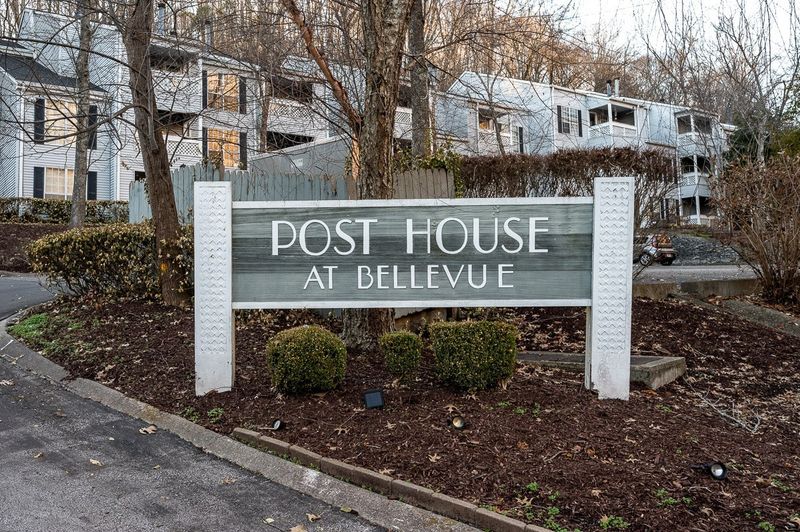 417 Post Creek Rd, Nashville, TN 37221