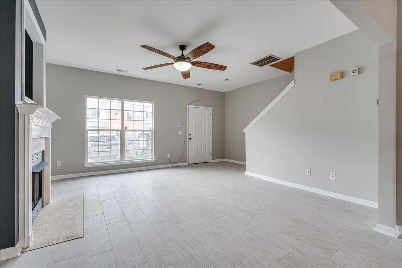 216 Northcrest Commons Cir, Nashville, TN 37211