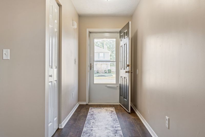 2654 Sutherland Dr, Thompsons Station, TN 37179