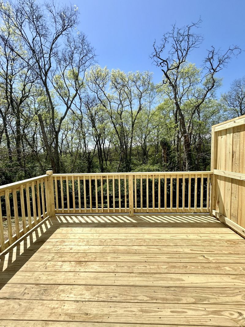211 Holywell Dr, Gallatin, TN 37066
